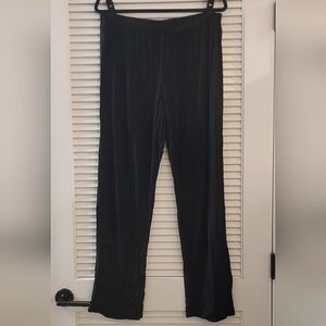 Ekouaer- Black Lightweight Loose-Fit Pants